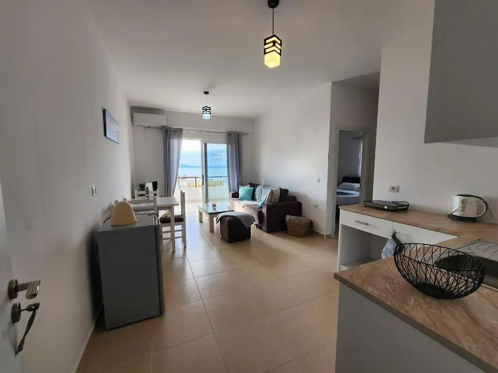 Forty Saints Sea View Apartment Sarandë アルバニア