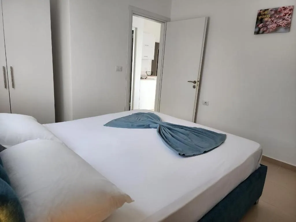 Forty Saints Sea View Apartment Sarandë 0*,  アルバニア