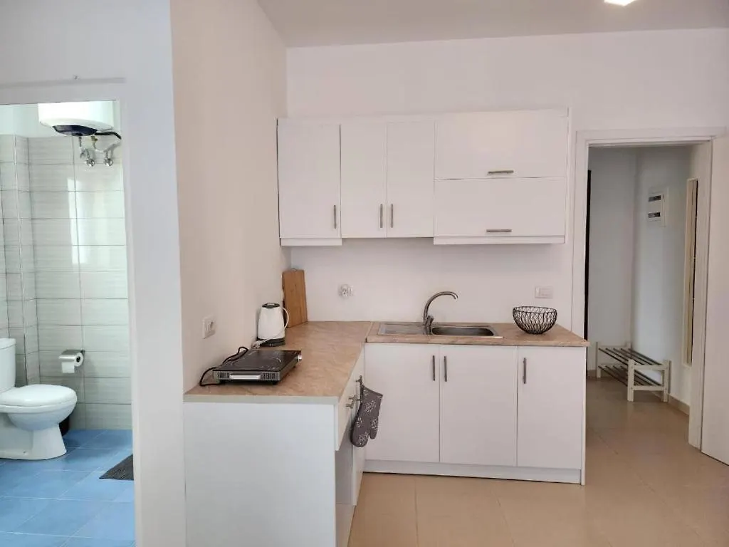 Forty Saints Sea View Apartment Sarandë